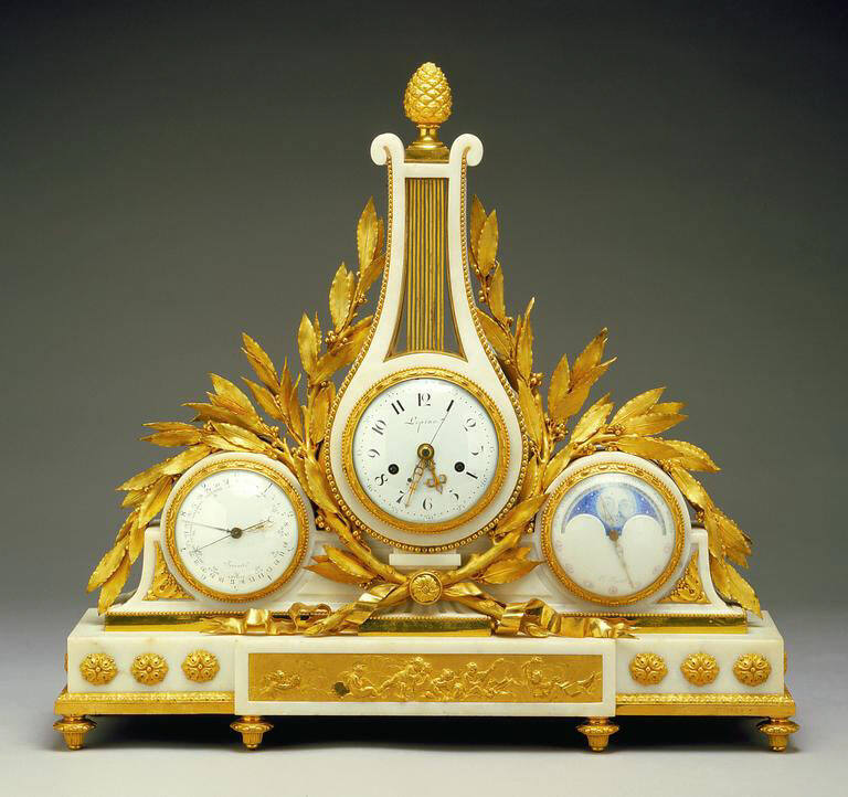 Mantel Clock